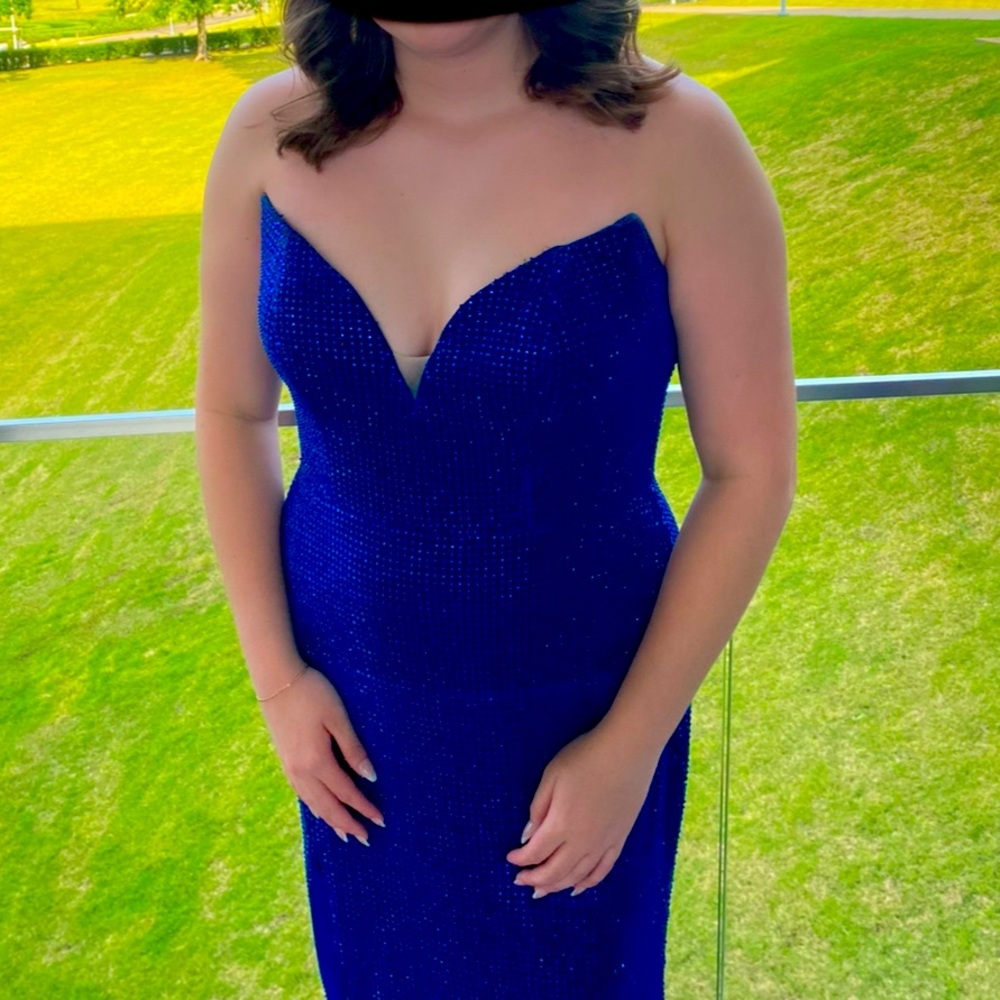 Portia and Scarlet Royal blue formal